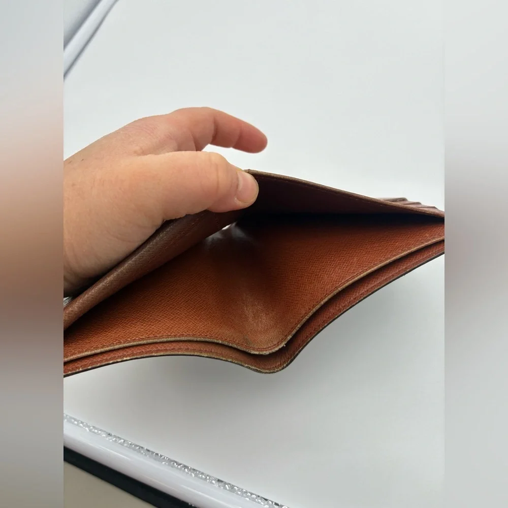 LOUIS VUITTON PORTEFEIULLE BROWN MONOGRAM MARCOS BIFOLD WALLET